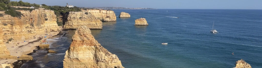 Cliffs-in-Algarve