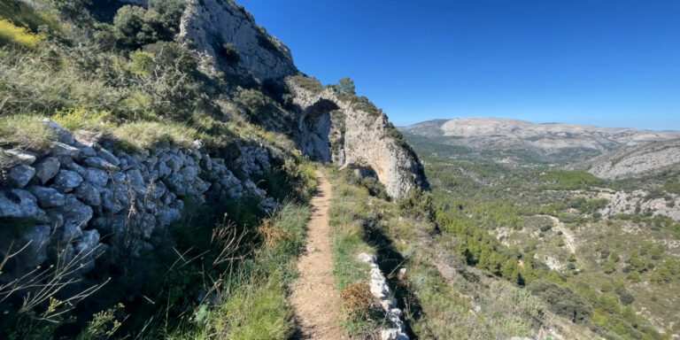 The featured image of this holiday