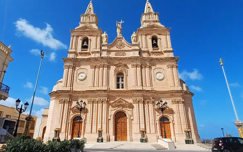 The featured image of this holiday