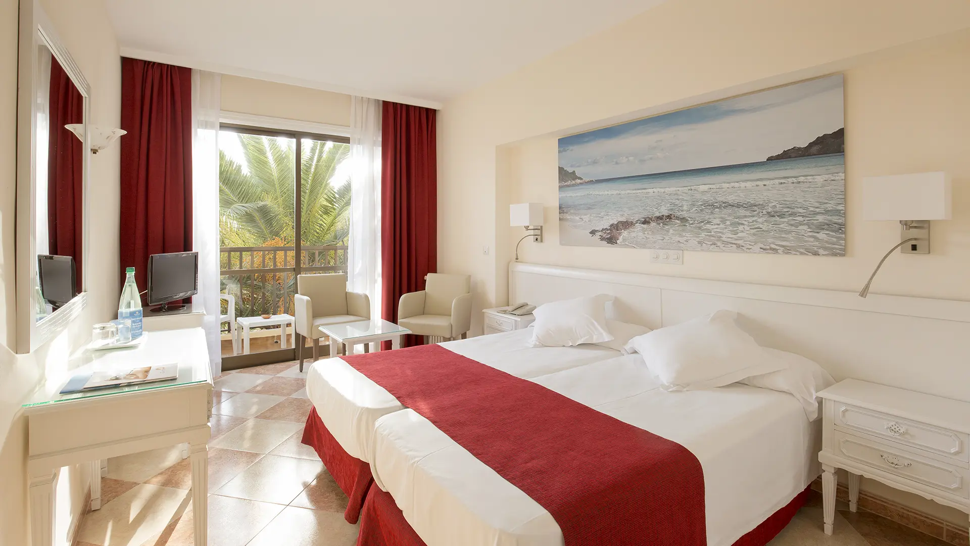Bella Playa Hotel