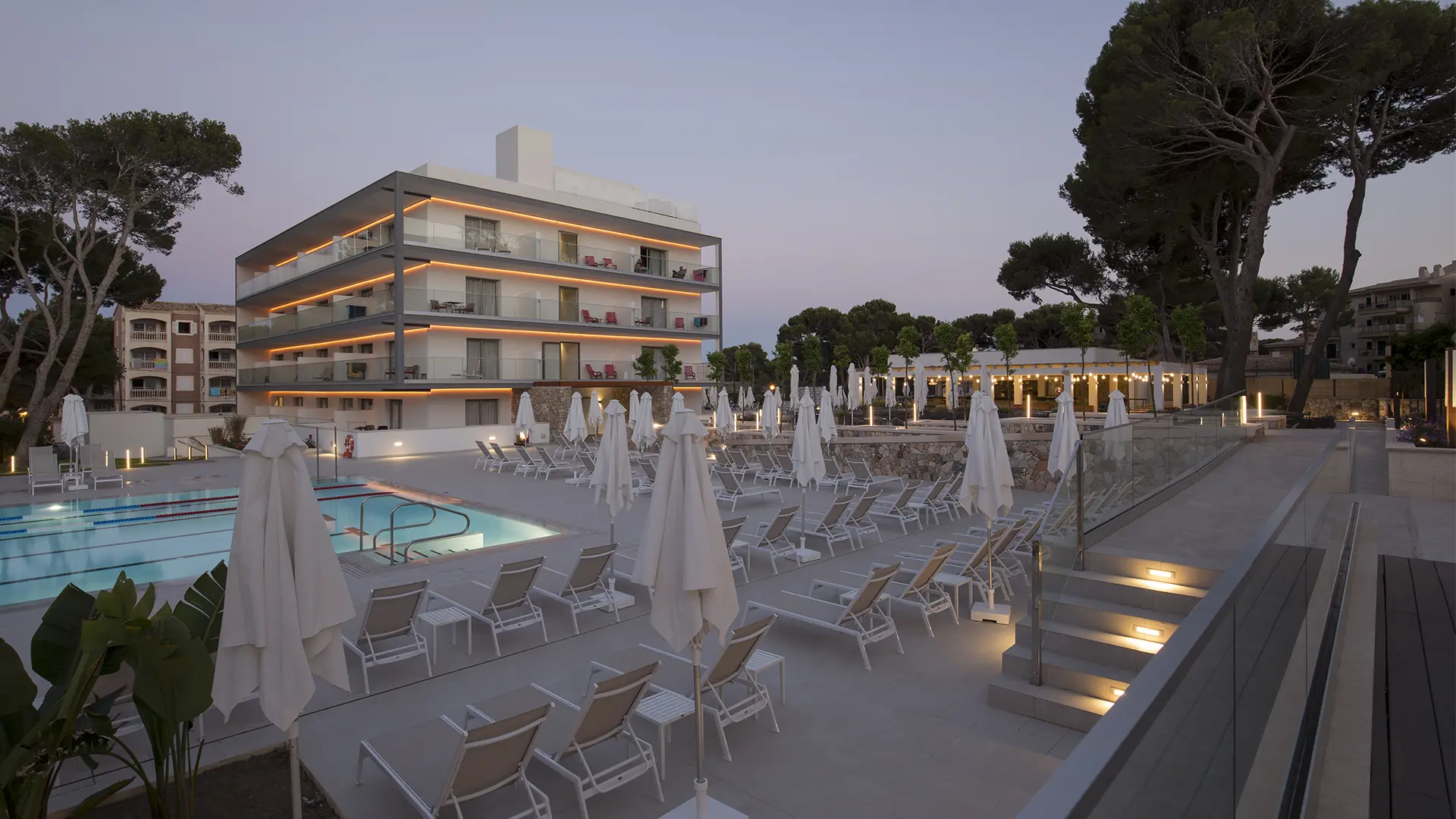 Bella Playa Hotel