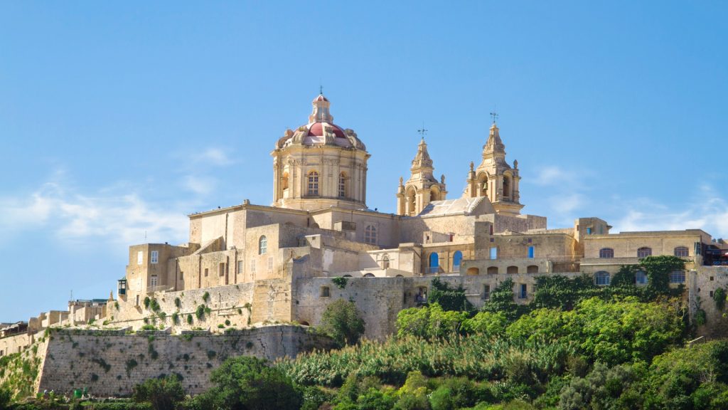 best 7 walking holidays