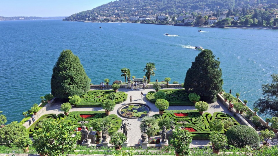 the baroque gardens